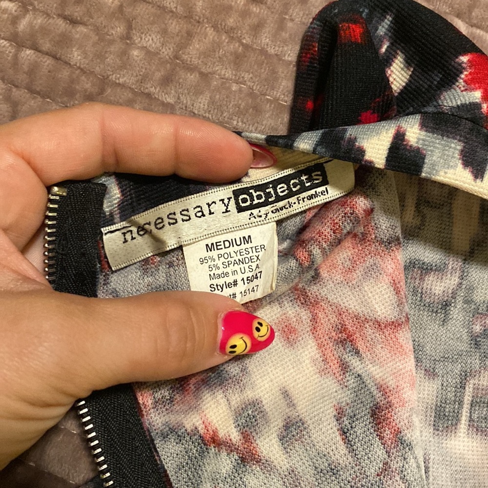 Worn Twice. Necessary Objects Crop Top. Small - image 3